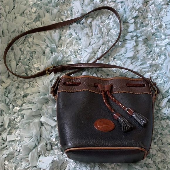 Authentic Dooney & Bourke Vintage crossbody purse - Picture 1 of 6